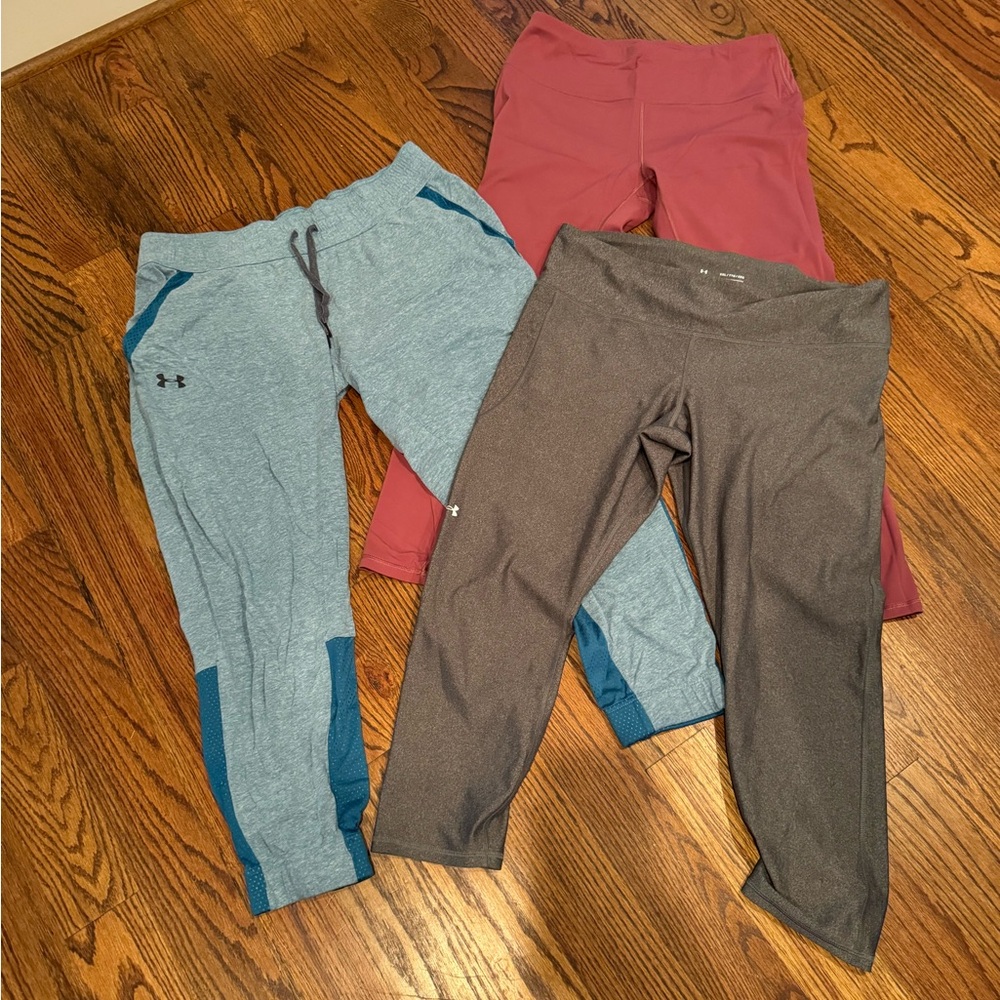 2 under armor athletic wear (joggers xl leggings xxl) and 1 xxl leggings.